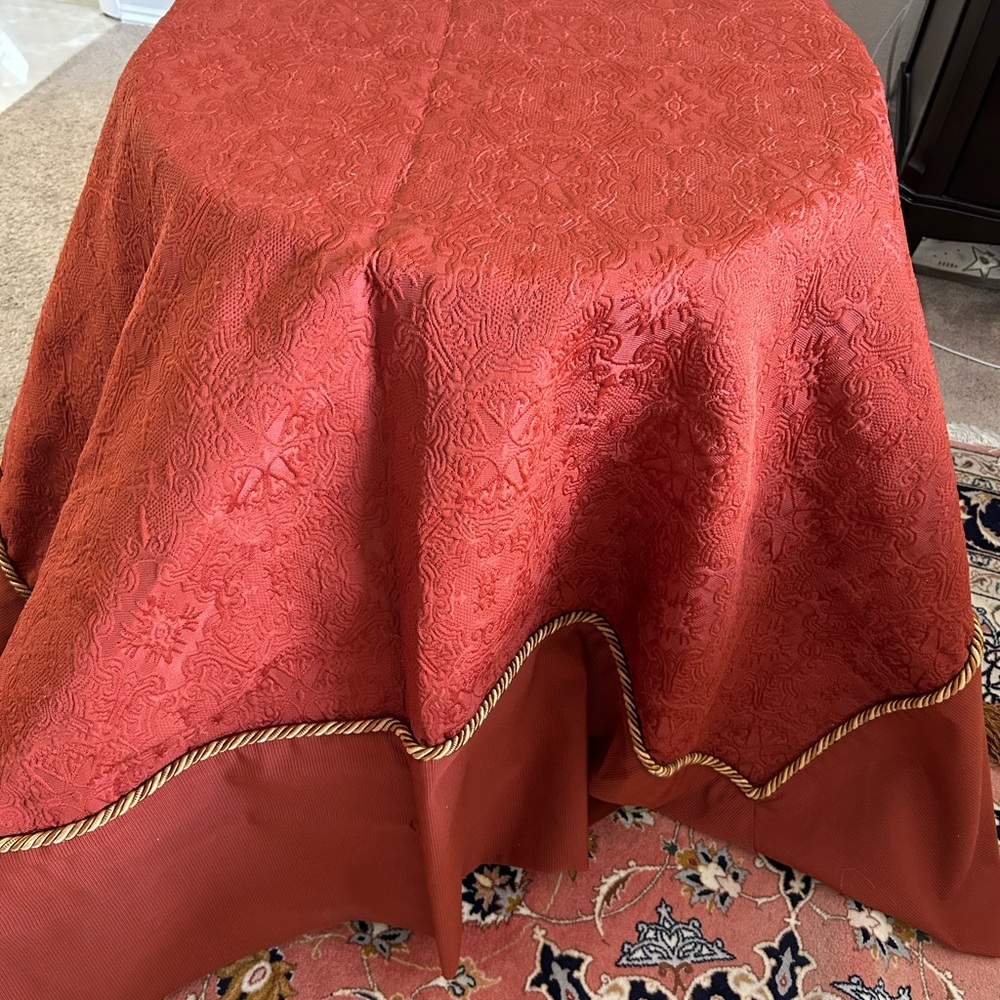 Red Embossed Round Tablecloth with Gold Trim